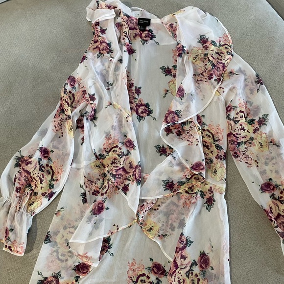 Sheer Floral Cover Up - Picture 2 of 5